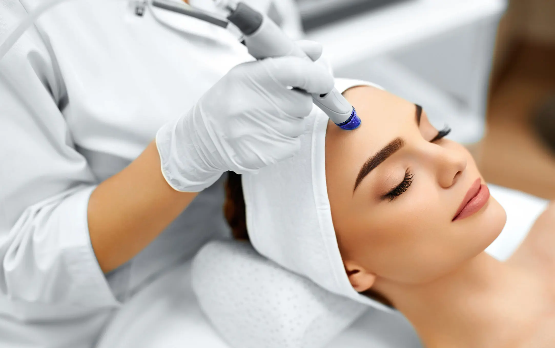 What Is Collagen Lift Therapy and How Can It Help Ageing, Loose Skin Brighton and Hove?
